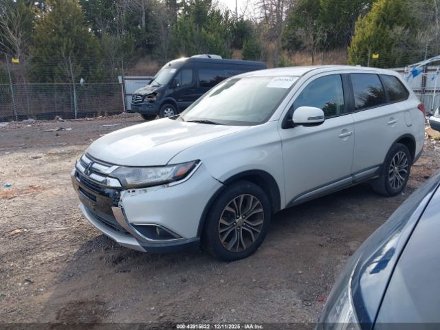 2017 MITSUBISHI OUTLANDER JA4AD3A38HZ043845 Photo 1