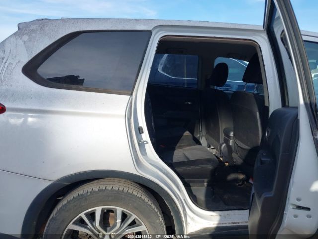 2017 MITSUBISHI OUTLANDER JA4AD3A38HZ043845 Photo 7