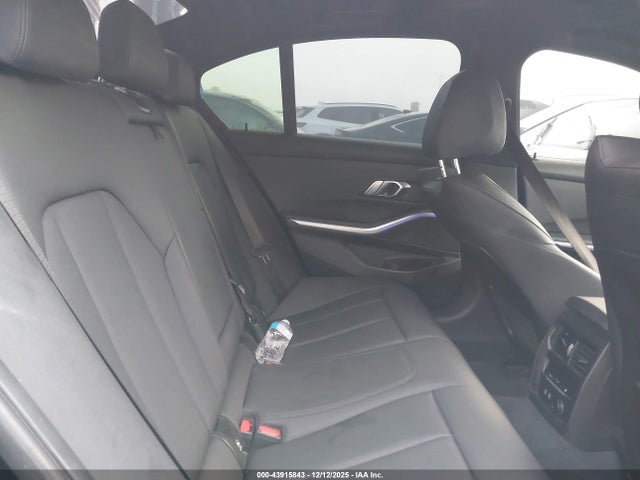 3MW5R1J00L8B08299 BMW 330I