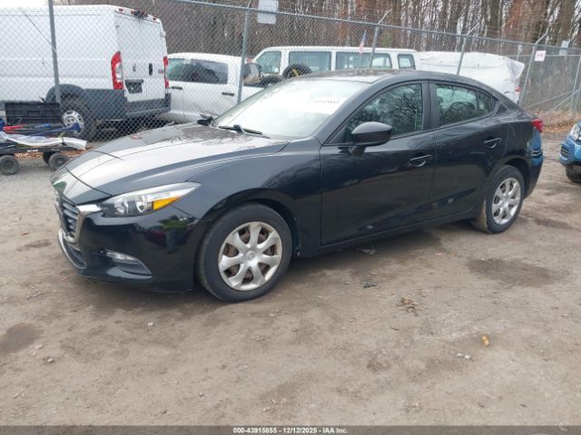 2018 MAZDA MAZDA3 3MZBN1U74JM239926 Photo 1