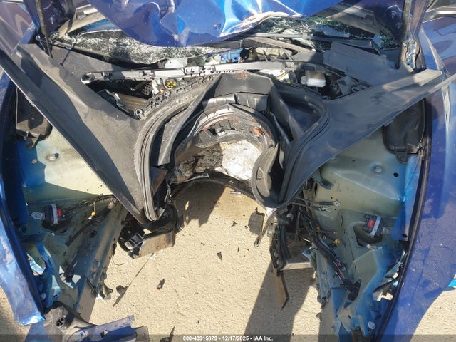 2023 TESLA MODEL 3 5YJ3E1EA2PF675303 Photo 9