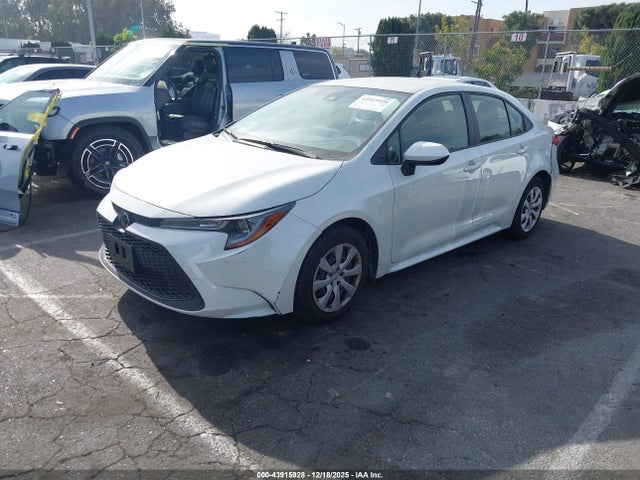 Toyota COROLLA LE 2021 JTDEPMAE0MJ176694 Image 2