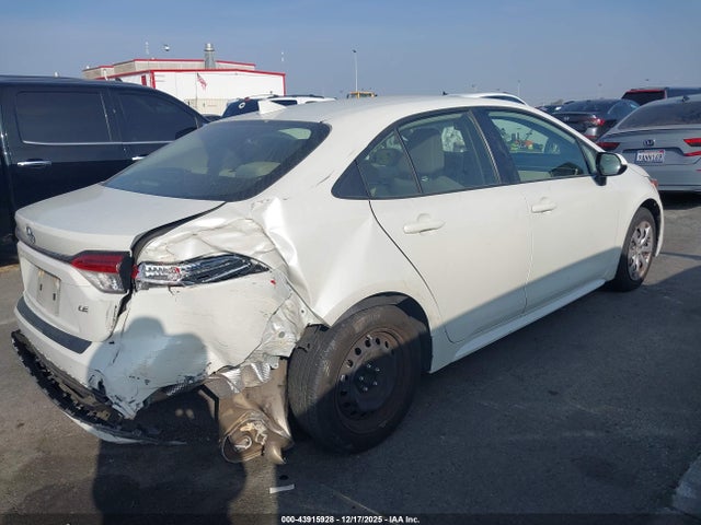 Toyota COROLLA LE 2021 JTDEPMAE0MJ176694 Image 4