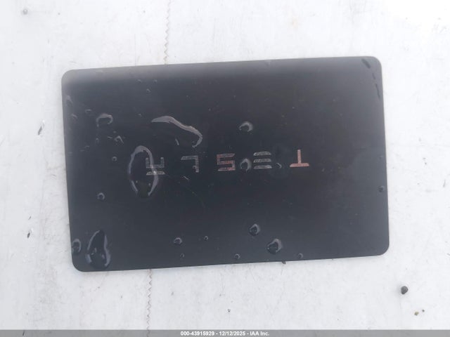 2025 TESLA MODEL Y 7SAYGDEE1SF256696 Photo 10