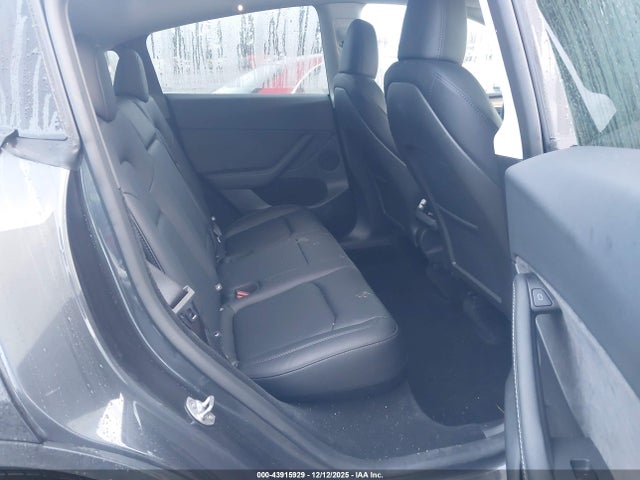 2025 TESLA MODEL Y 7SAYGDEE1SF256696 Photo 7