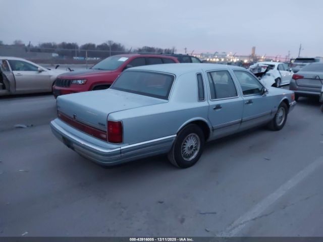 1990 LINCOLN TOWN CAR 1LNLM82F0LY692327 Photo 3