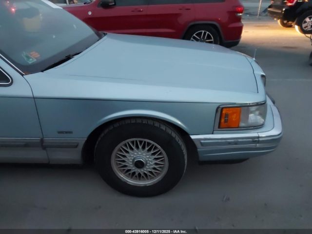 1990 LINCOLN TOWN CAR 1LNLM82F0LY692327 Photo 5