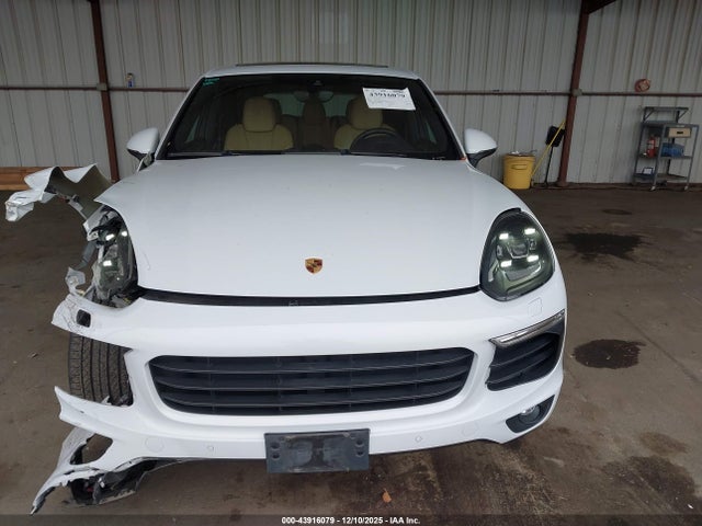 Porsche Cayenne Platinum Edition 2018 WP1AA2A24JKA05168 Image 12
