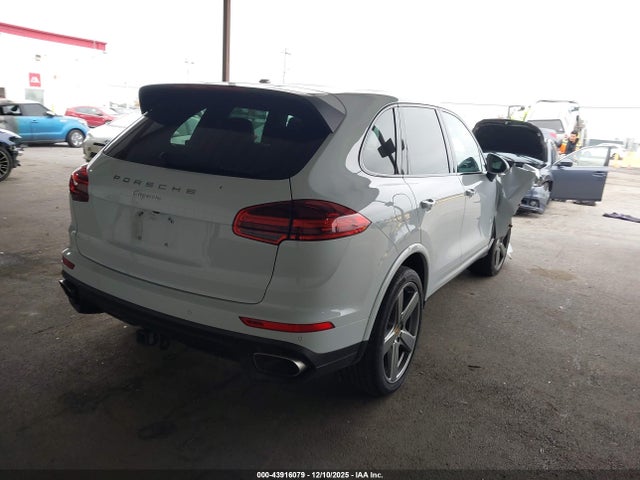2018 PORSCHE CAYENNE WP1AA2A24JKA05168 Photo 3