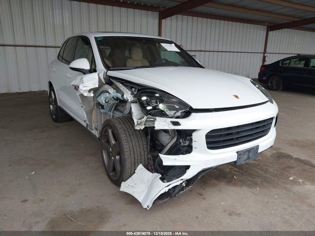 2018 PORSCHE CAYENNE WP1AA2A24JKA05168 Photo 5