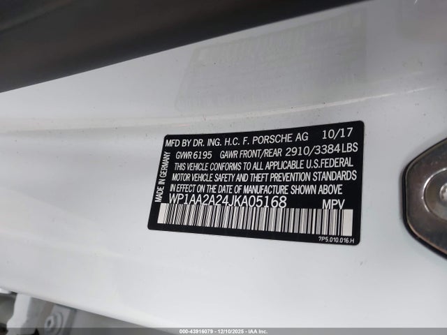 2018 PORSCHE CAYENNE WP1AA2A24JKA05168 Photo 8