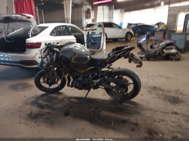 JKAEXKG13PDAK8645 Kawasaki EX400