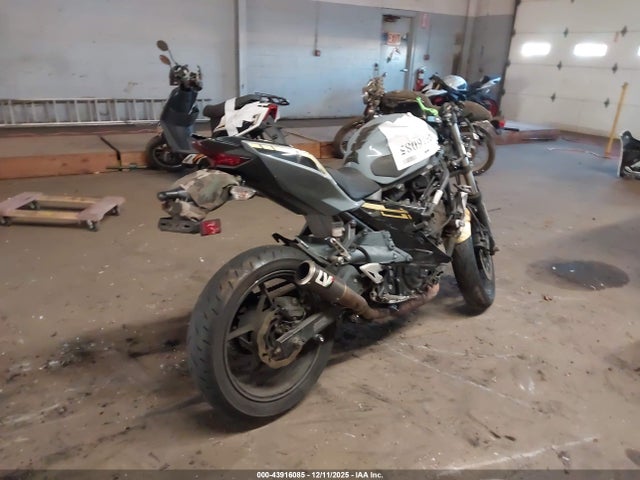 JKAEXKG13PDAK8645 Kawasaki EX400