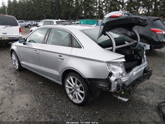 2015 AUDI A3 WAUEFGFF0F1131695 Photo 2