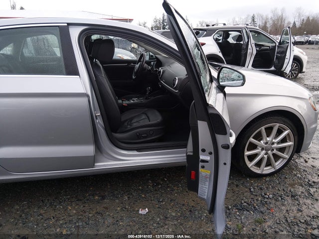 2015 AUDI A3 WAUEFGFF0F1131695 Photo 4