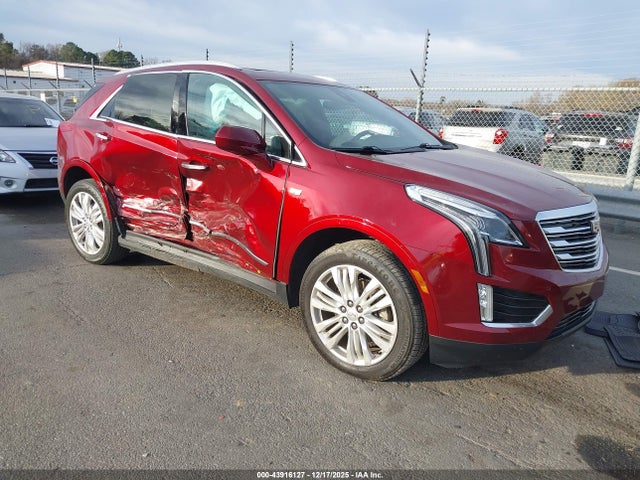 2017 CADILLAC XT5 1GYKNCRS3HZ298383 Photo 0