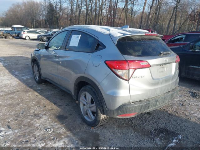 2020 HONDA HR-V 3CZRU6H5XLM710131 Photo 2