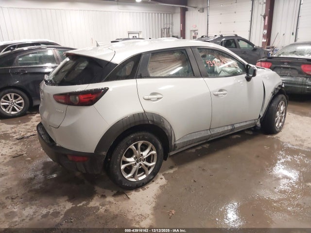 2021 MAZDA CX-3 JM1DKFB77M1515277 Photo 3