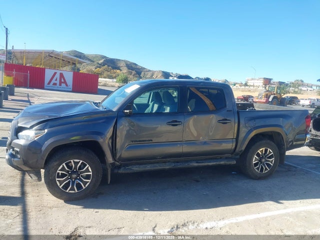 3TMAZ5CN9KM093793 Toyota Tacoma Sr5 V6
