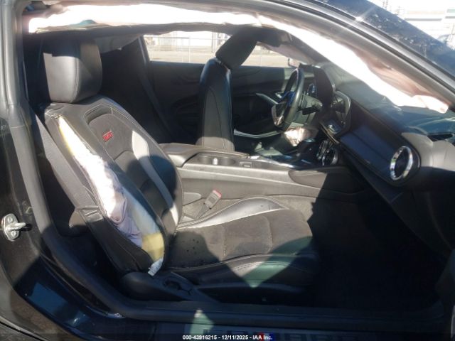 2018 CHEVROLET CAMARO 1G1FH1R78J0170657 Photo 4