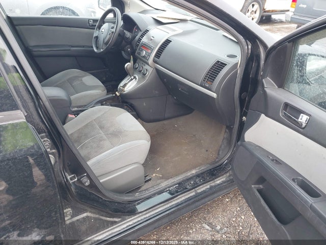 43916268 :رقم المزاد ، 3N1AB6AP4BL640749 vin ، 2011 Nissan Sentra 2.0sr مزاد بيع