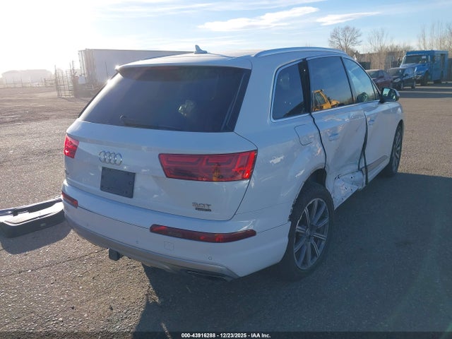 2017 AUDI Q7 WA1LAAF77HD016599 Photo 3