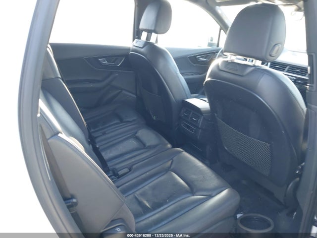 2017 AUDI Q7 WA1LAAF77HD016599 Photo 7