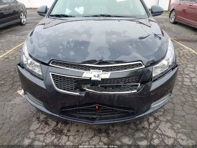 1G1PJ5SBXE7213486 Chevrolet Cruze Eco Manual