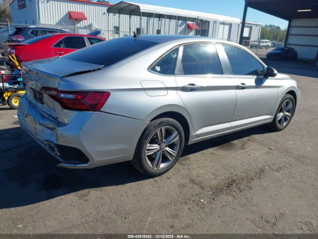 2022 VOLKSWAGEN JETTA 3VWEM7BU1NM011044 Photo 3