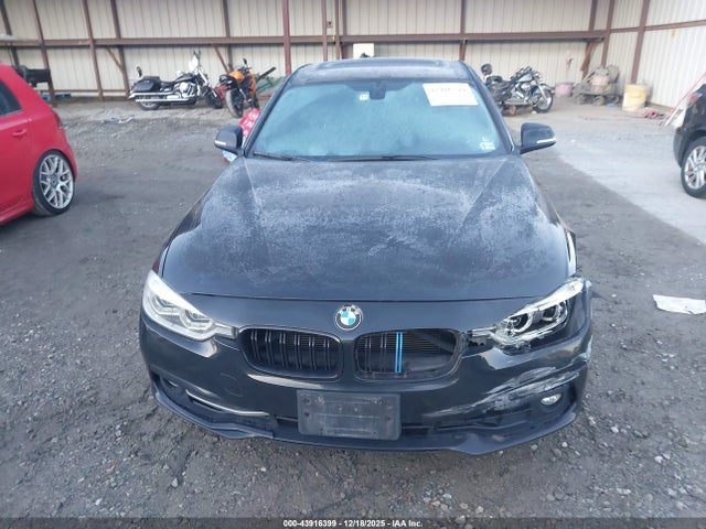 2016 Bmw 328i მანქანა იყიდება აუქციონზე, vin: WBA8E9G57GNT42131, აუქციონის ნომერი: 43916399