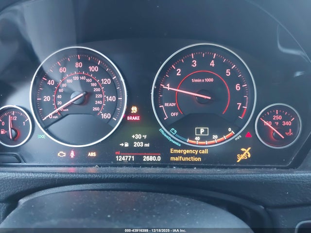 2016 Bmw 328i მანქანა იყიდება აუქციონზე, vin: WBA8E9G57GNT42131, აუქციონის ნომერი: 43916399