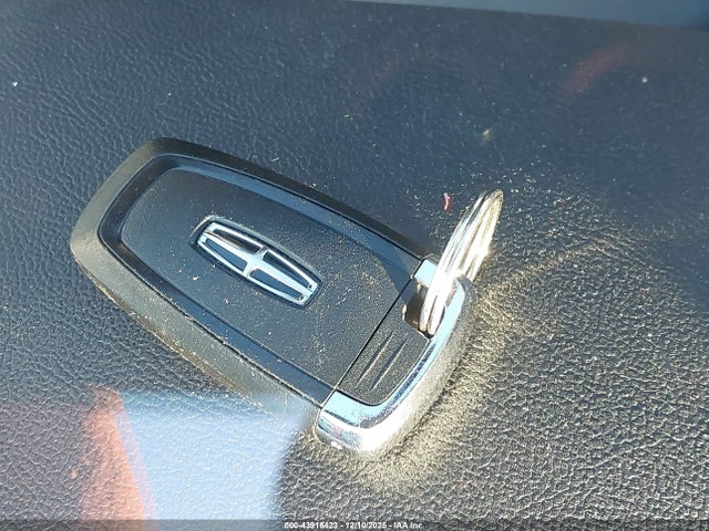 2021 LINCOLN AVIATOR 5LMYJ8XY9MNL00809 Photo 10