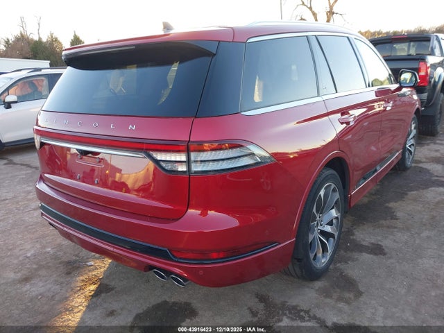 2021 LINCOLN AVIATOR 5LMYJ8XY9MNL00809 Photo 3