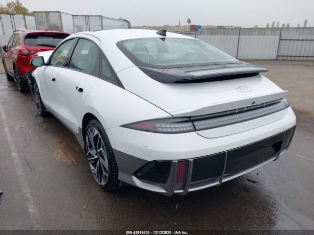 2024 HYUNDAI IONIQ 6 KMHM54AA2RA061175 Photo 2
