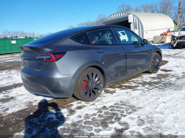 2023 TESLA MODEL Y 7SAYGDEF2PF909312 Photo 3