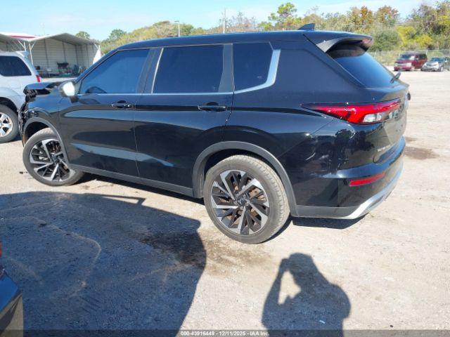 2022 MITSUBISHI OUTLANDER JA4J3UA82NZ047048 Photo 2