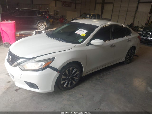 1N4AL3AP6HC136318 Nissan Altima 2.5 Sv