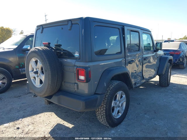 1C4HJXDG7NW133035 Jeep Wrangler Unlimited Sport S 4x4