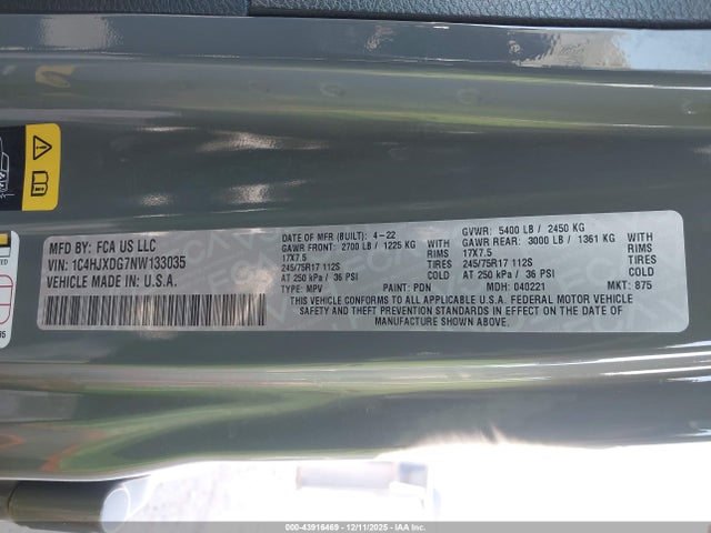 1C4HJXDG7NW133035 Jeep Wrangler Unlimited Sport S 4x4