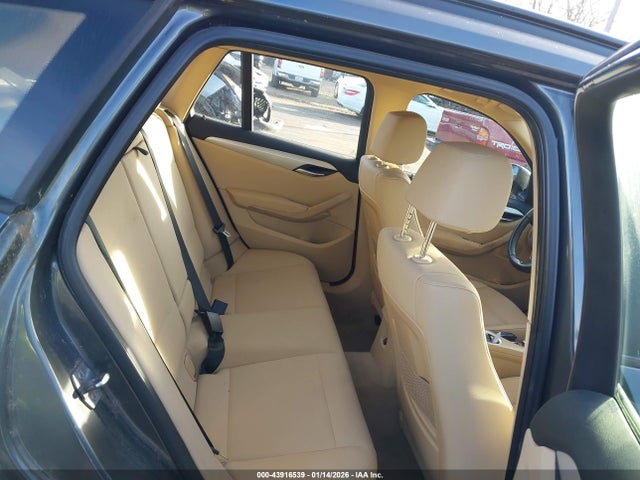 2013 Bmw X1 Xdrive28i მანქანა იყიდება აუქციონზე, vin: WBAVL1C55DVR86190, აუქციონის ნომერი: 43916539