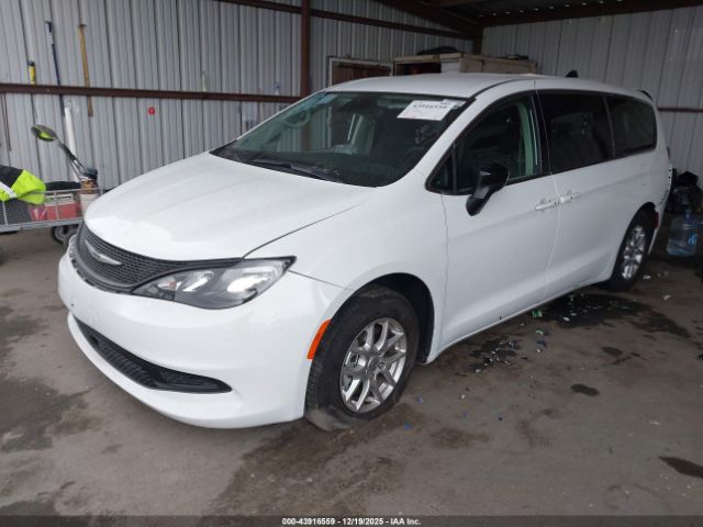 2024 CHRYSLER VOYAGER 2C4RC1CG6RR189138 Photo 1