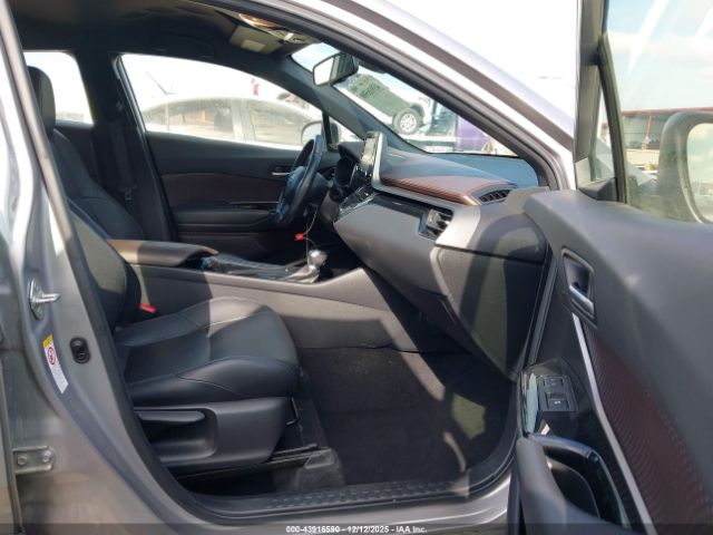 2019 TOYOTA C-HR JTNKHMBX9K1058667 Photo 4