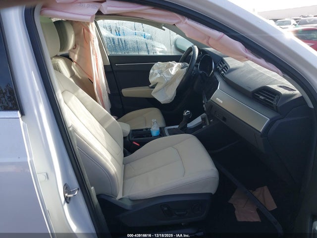 2023 AUDI Q3 WA1EECF3XP1154594 Photo 4