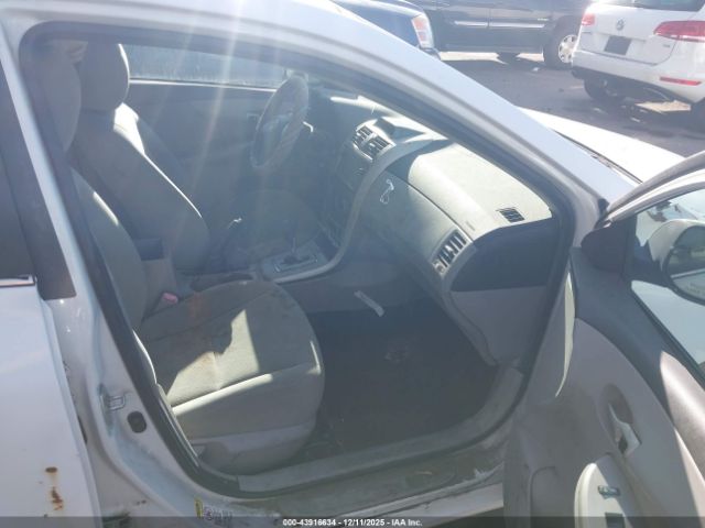 2013 TOYOTA COROLLA 5YFBU4EE9DP168546 Photo 4