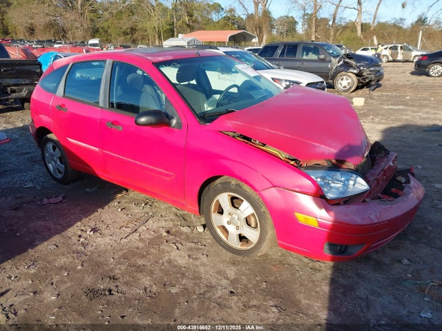 2005 FORD FOCUS 3FAFP37N05R127613