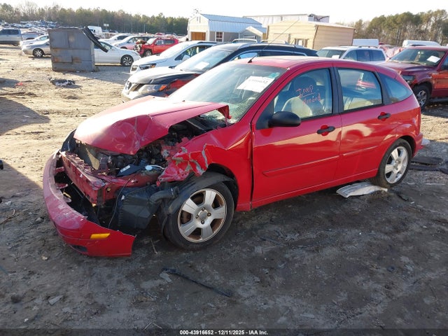 2005 FORD FOCUS 3FAFP37N05R127613 Photo 1