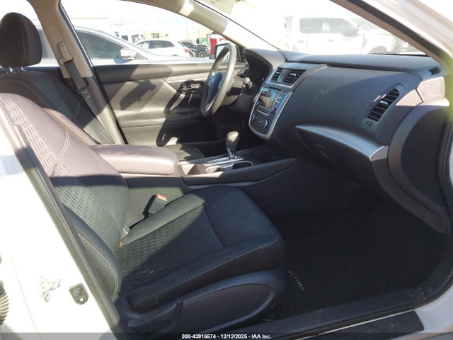 2018 NISSAN ALTIMA 1N4AL3AP2JC224014 Photo 4