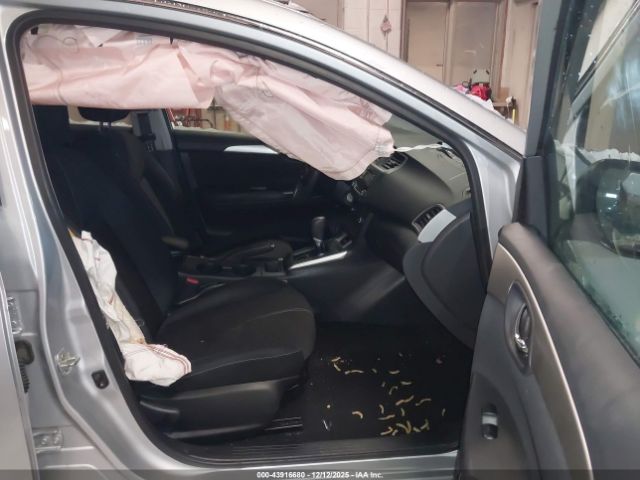 2018 NISSAN SENTRA 3N1AB7AP2JY235979 Photo 4