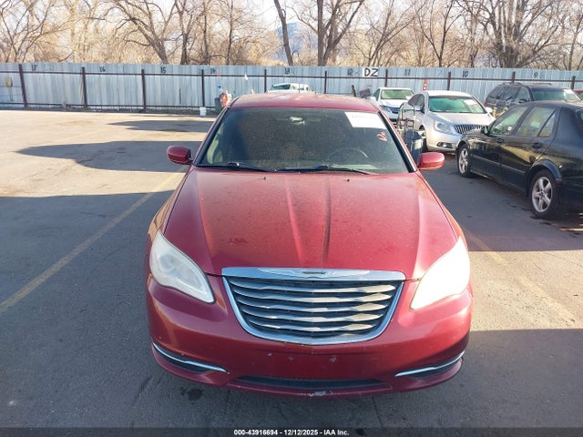 Chrysler 200 LX 2014 1C3CCBAB6EN237199 Image 12