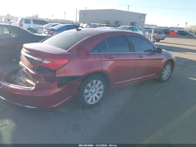 Chrysler 200 LX 2014 1C3CCBAB6EN237199 Image 4